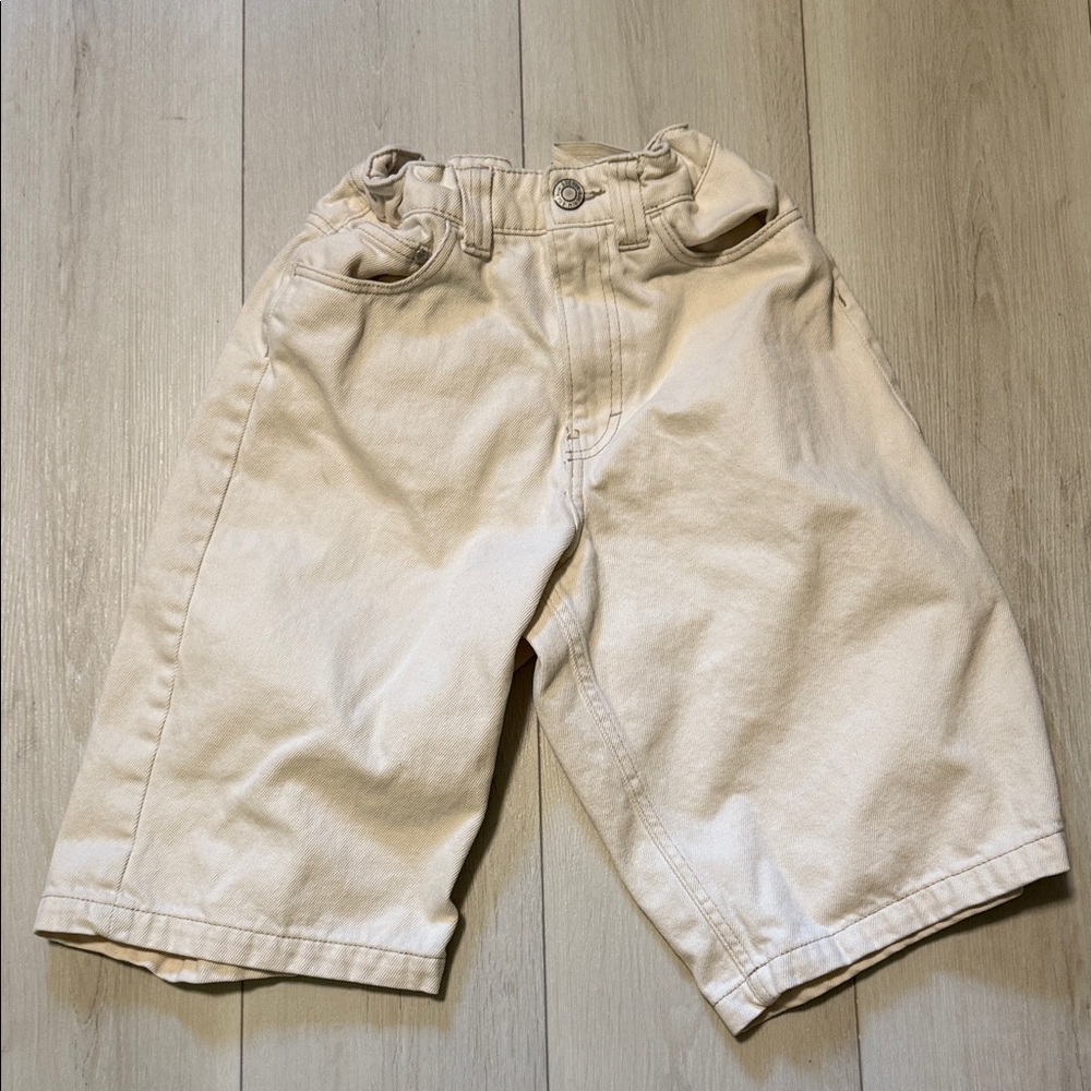 Kids H &M Baggy Cream Wide-Leg Shorts with pockets size 10